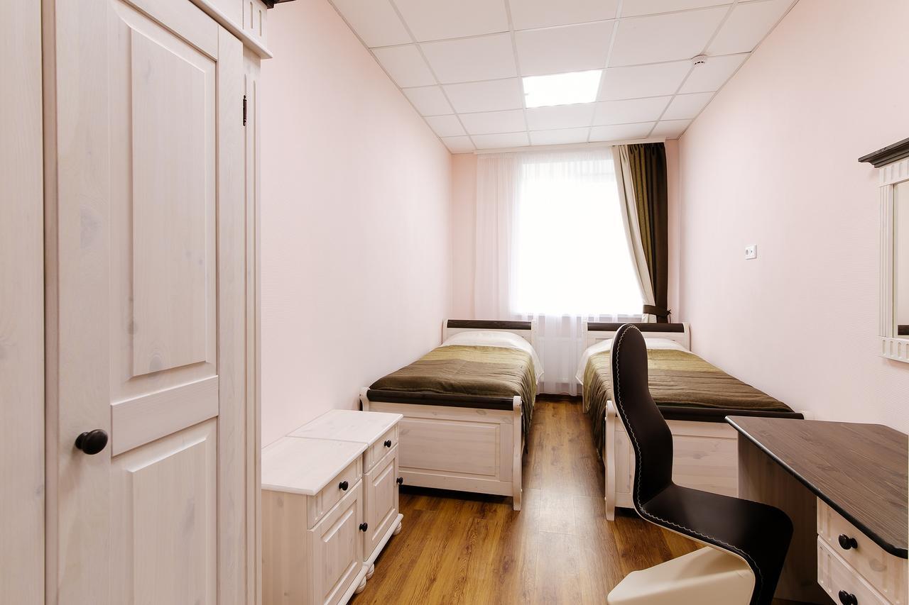 Hotel Baza otdykha Chaika Zhodzina Zewnętrze zdjęcie