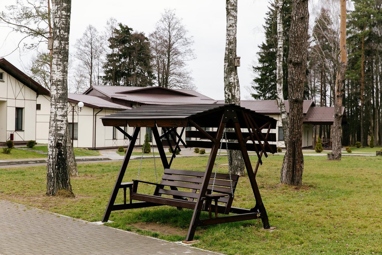 Hotel Baza otdykha Chaika Zhodzina Zewnętrze zdjęcie